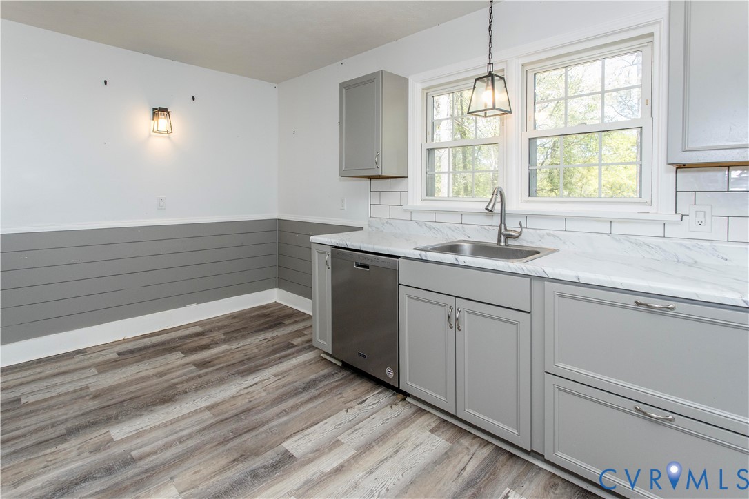 121 Lakeside Drive Colonial Heights, VA 23834 - Photo 6 of 28 a bathroom with a sink and a window