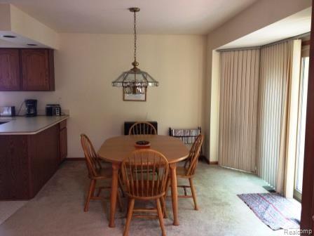 452 Mayapple Court Rochester, MI 48307 - Photo 6 of 8 Dining Area