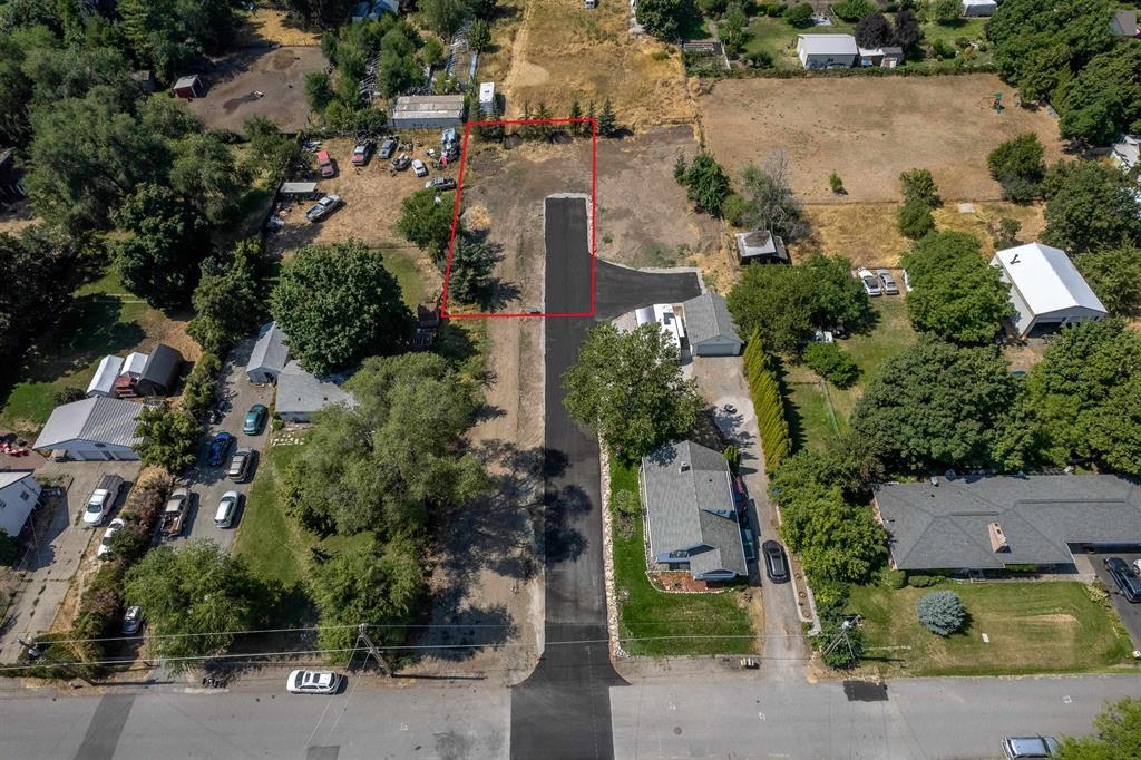 4219 North Locust Road Spokane, WA 99206 - Photo 1 of 8