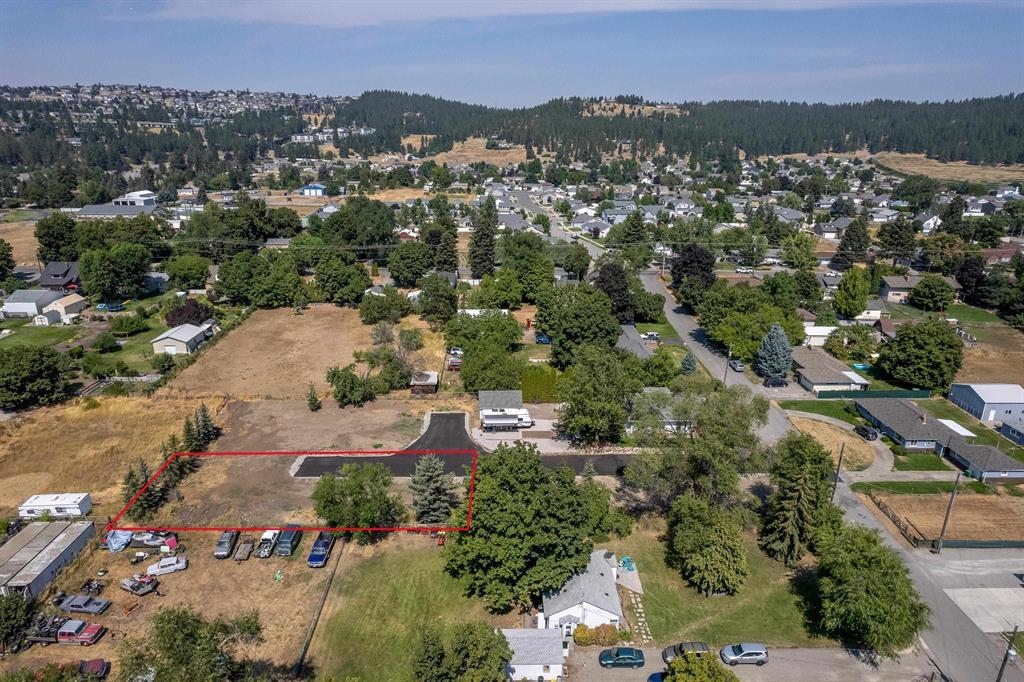 4219 North Locust Road Spokane, WA 99206 - Photo 5 of 8
