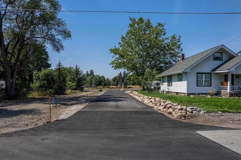 4219 North Locust Road Spokane, WA 99206 - Photo 7 of 8