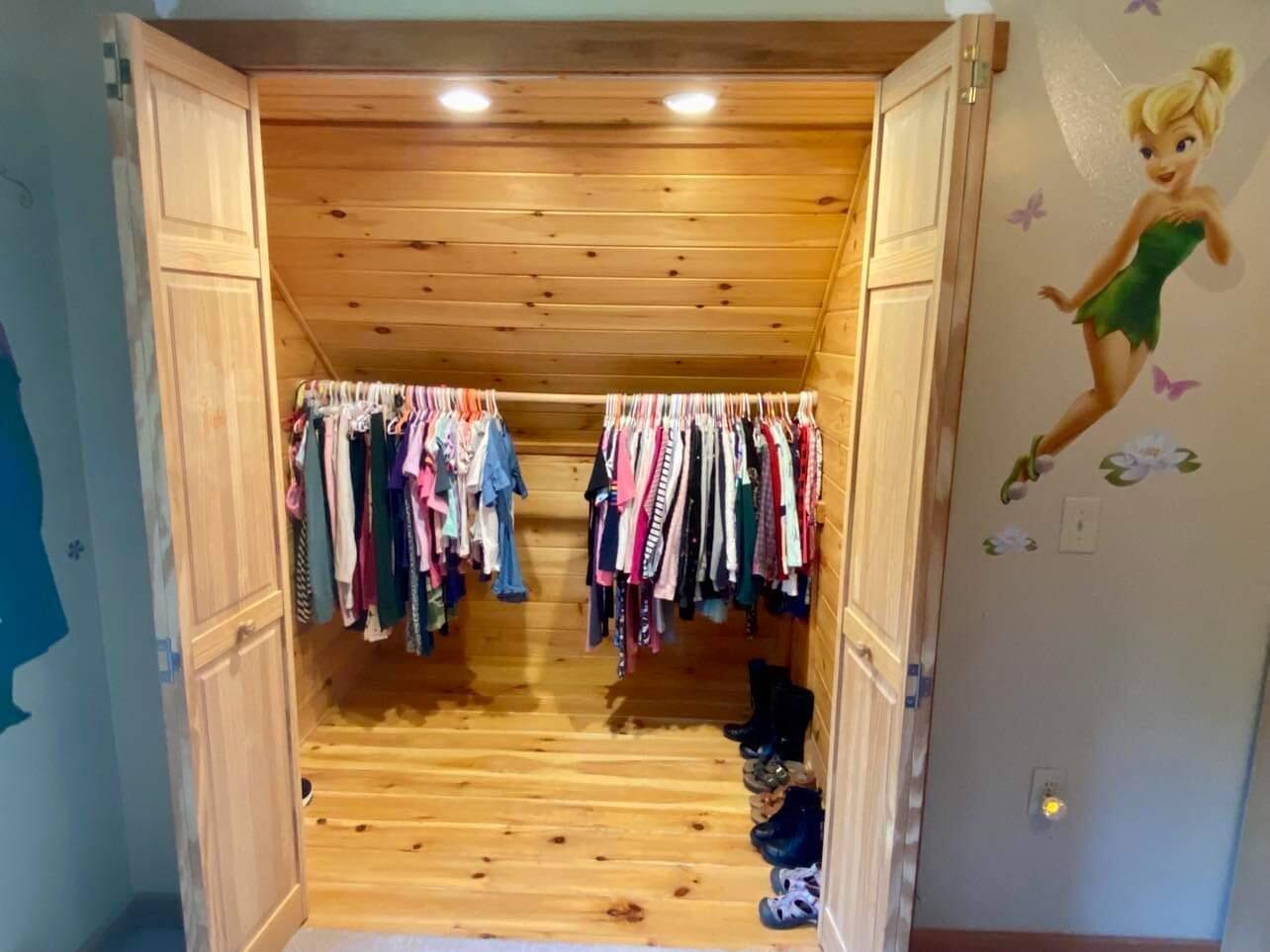 93 Loop Road Lincoln, ME 04457 - Photo 26 of 45 Closet