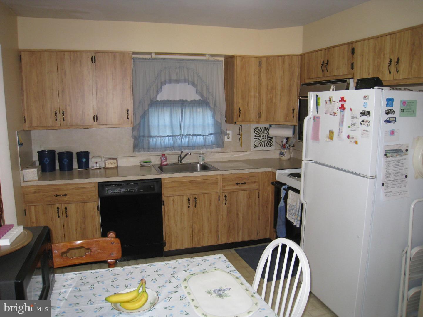 23 Evergreen Road Stratford, NJ 08084 - Photo 11 of 23