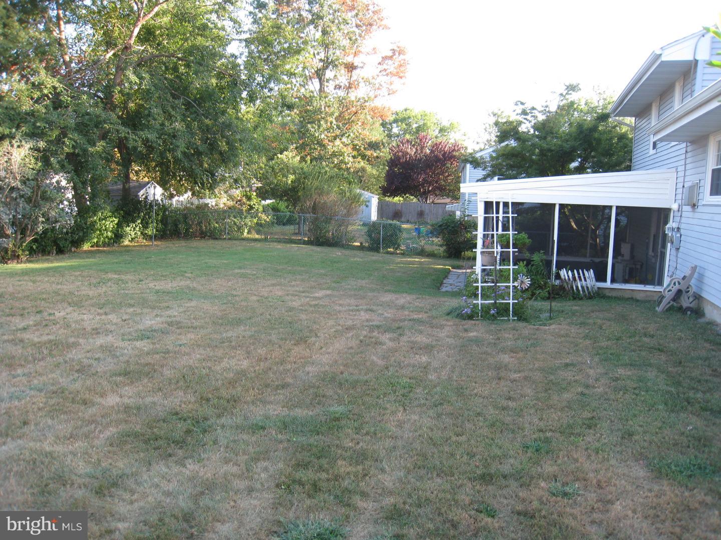 23 Evergreen Road Stratford, NJ 08084 - Photo 21 of 23