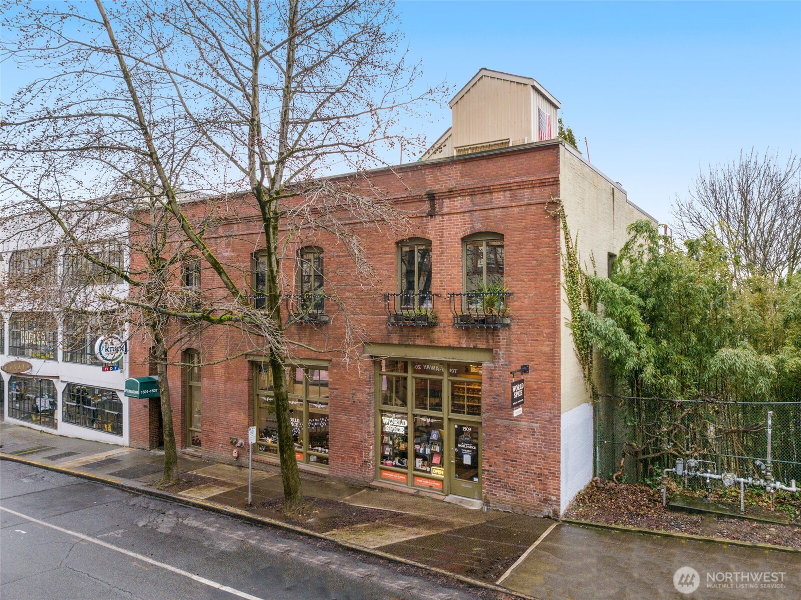 1507 Western Avenue, Unit R102 Seattle, WA 98101 - Photo 17 of 26