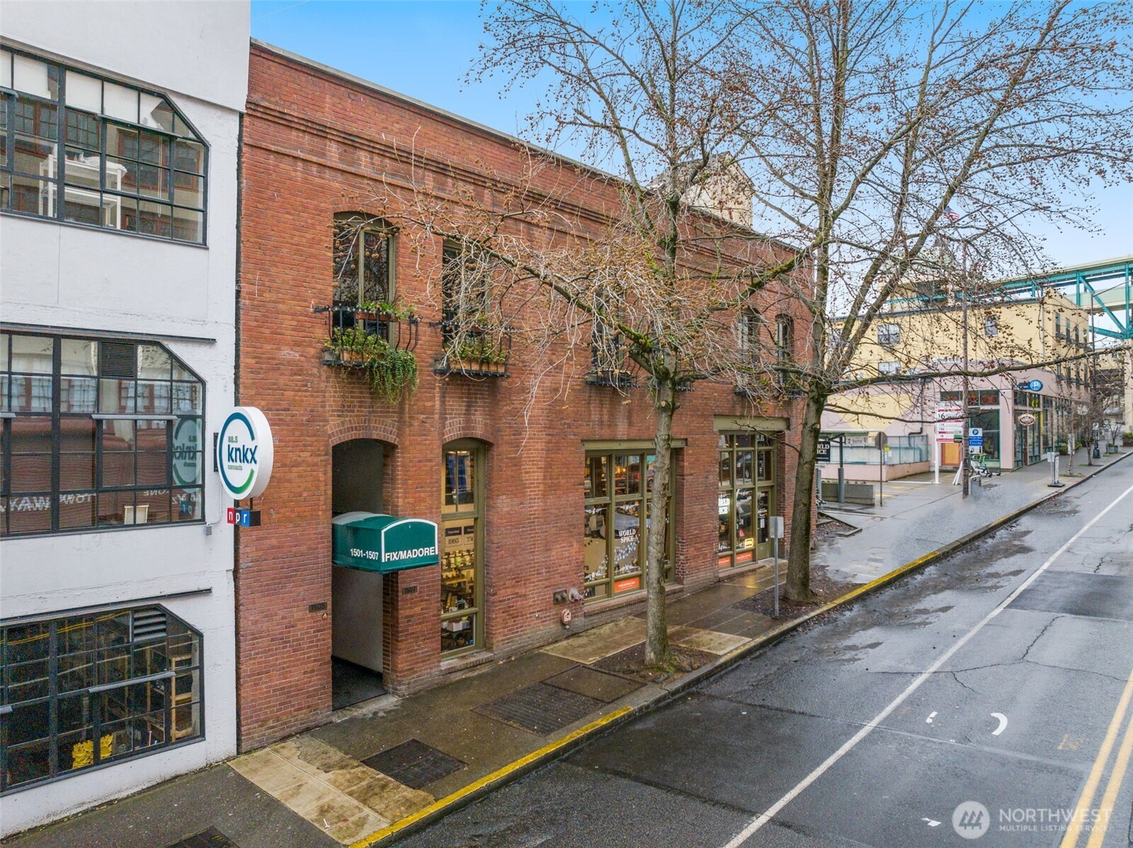 1507 Western Avenue, Unit R102 Seattle, WA 98101 - Photo 3 of 26