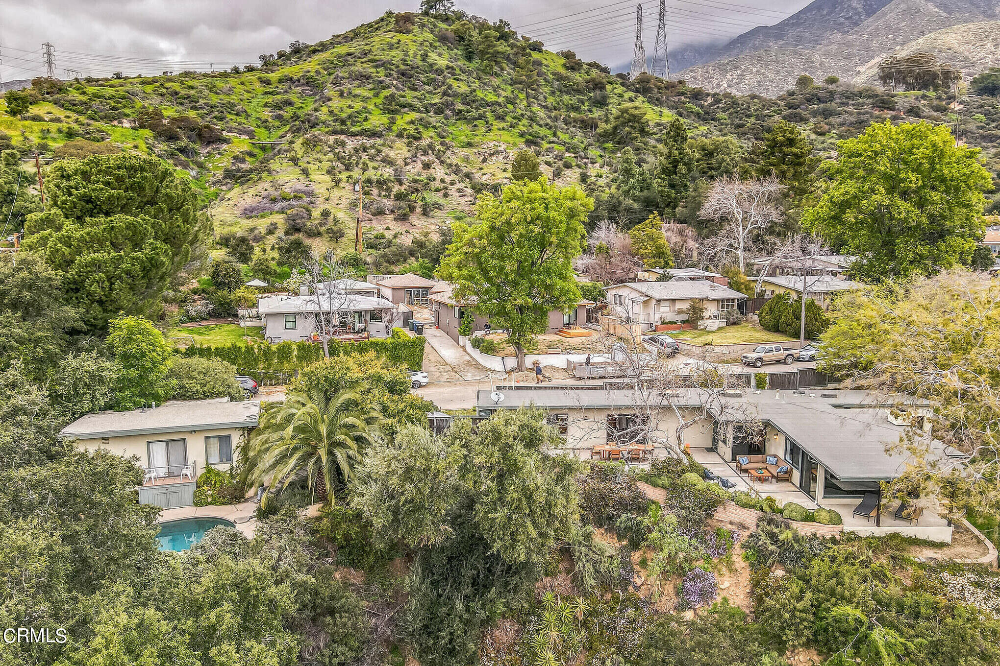 4554 Rising Hill Road Altadena, CA 91001 - Photo 48 of 56 a view of a large building