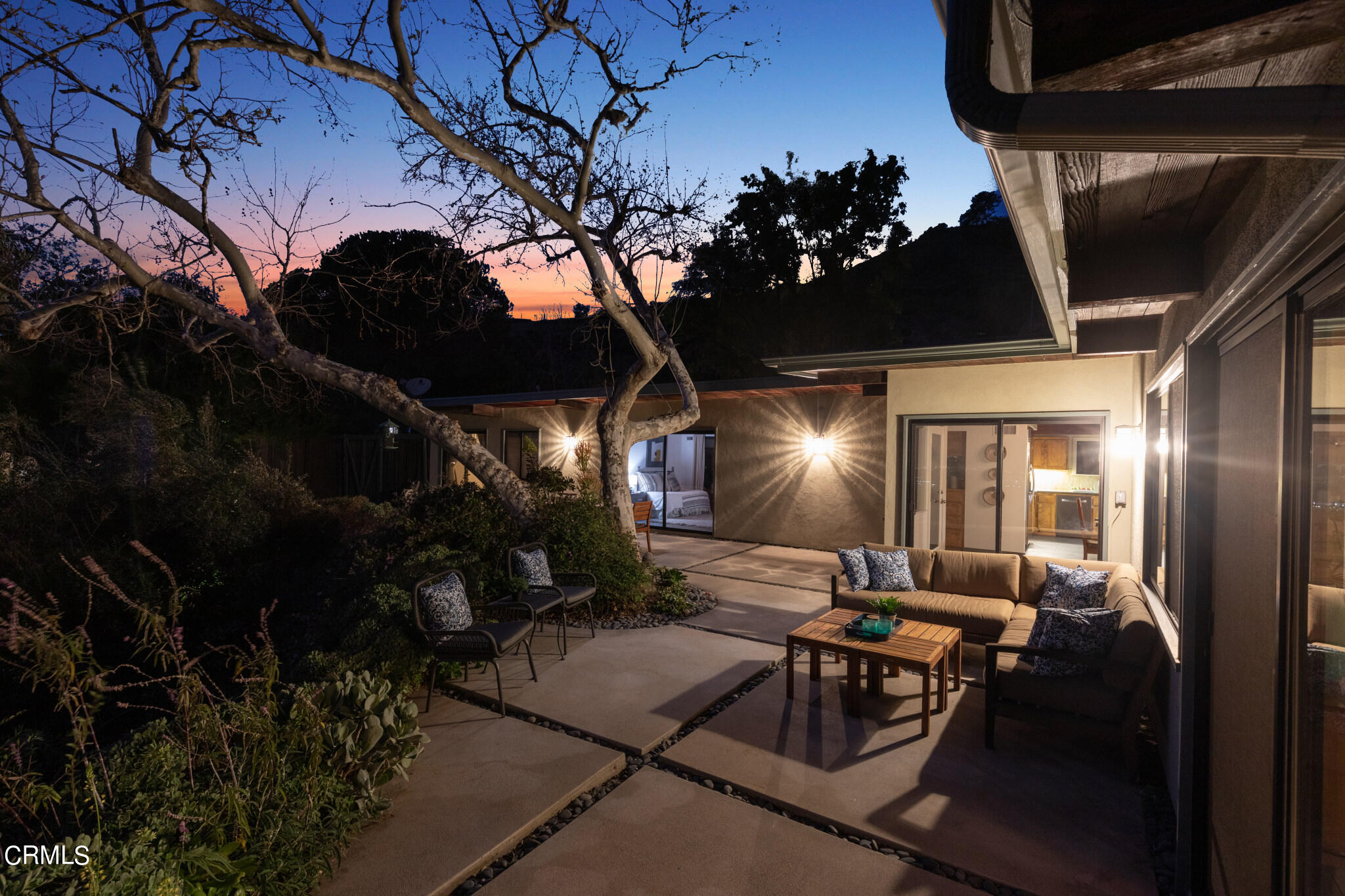 4554 Rising Hill Road Altadena, CA 91001 - Photo 56 of 56 a lobby with furniture and flowers