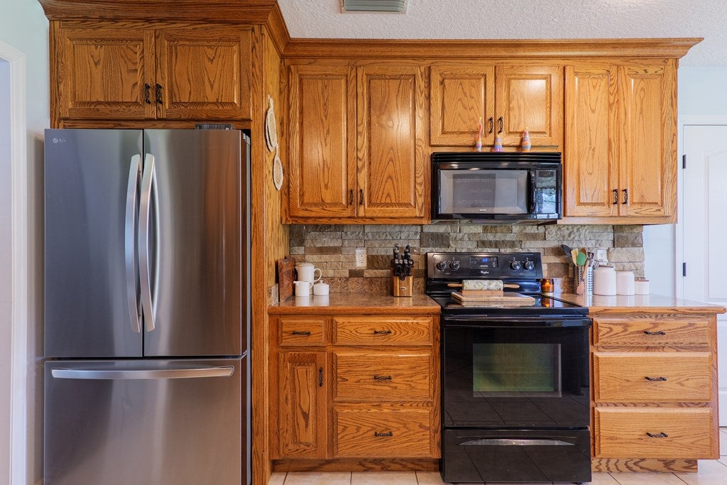 316 Smith Dairy Road Ray City, GA 31645 - Photo 8 of 24 Gallery Image 8