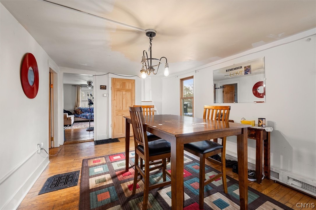 603 Clinton Street Manlius, NY 13066 - Photo 5 of 20 Dining Room