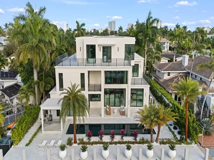$10,200,000 | 111 Fiesta Way, Fort Lauderdale, FL 33301