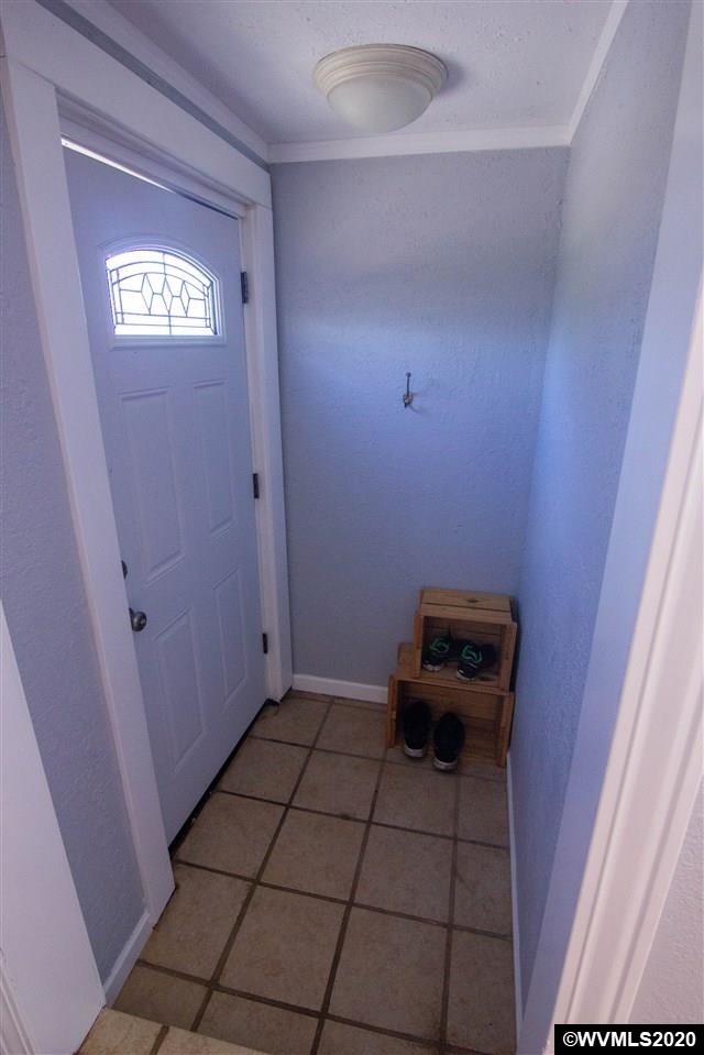 4245 Macleay Road Southeast Salem, OR 97317 - Photo 2 of 12