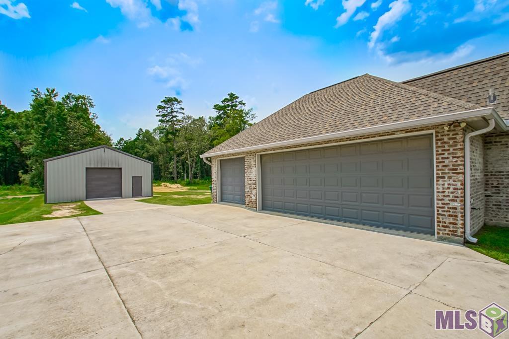 34951 Clinton Allen Road Denham Springs, LA 70706 - Photo 4 of 44