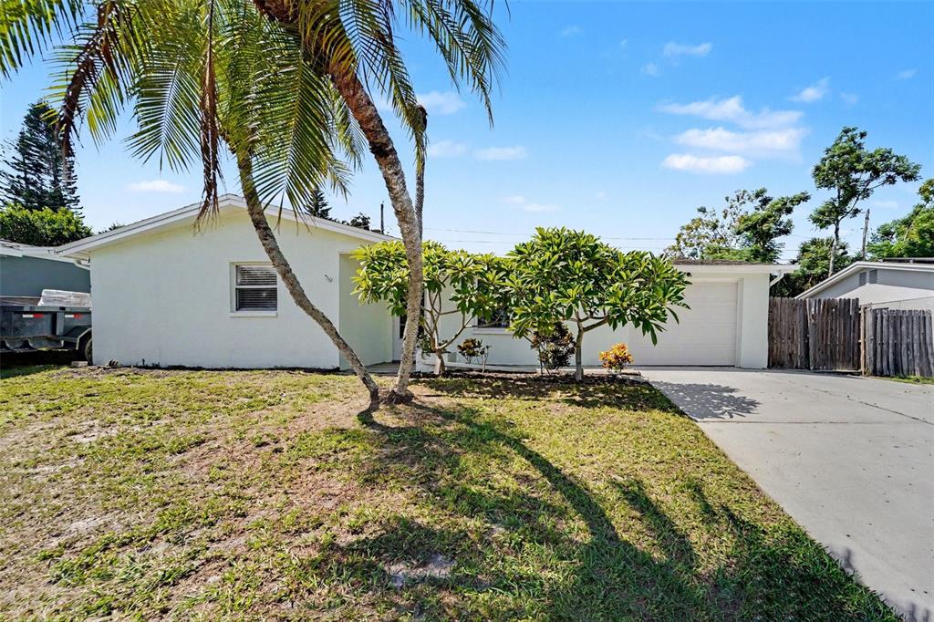 1539 Plum Tree Road Holiday, FL 34690 - Photo 2 of 16 Gallery Image 2
