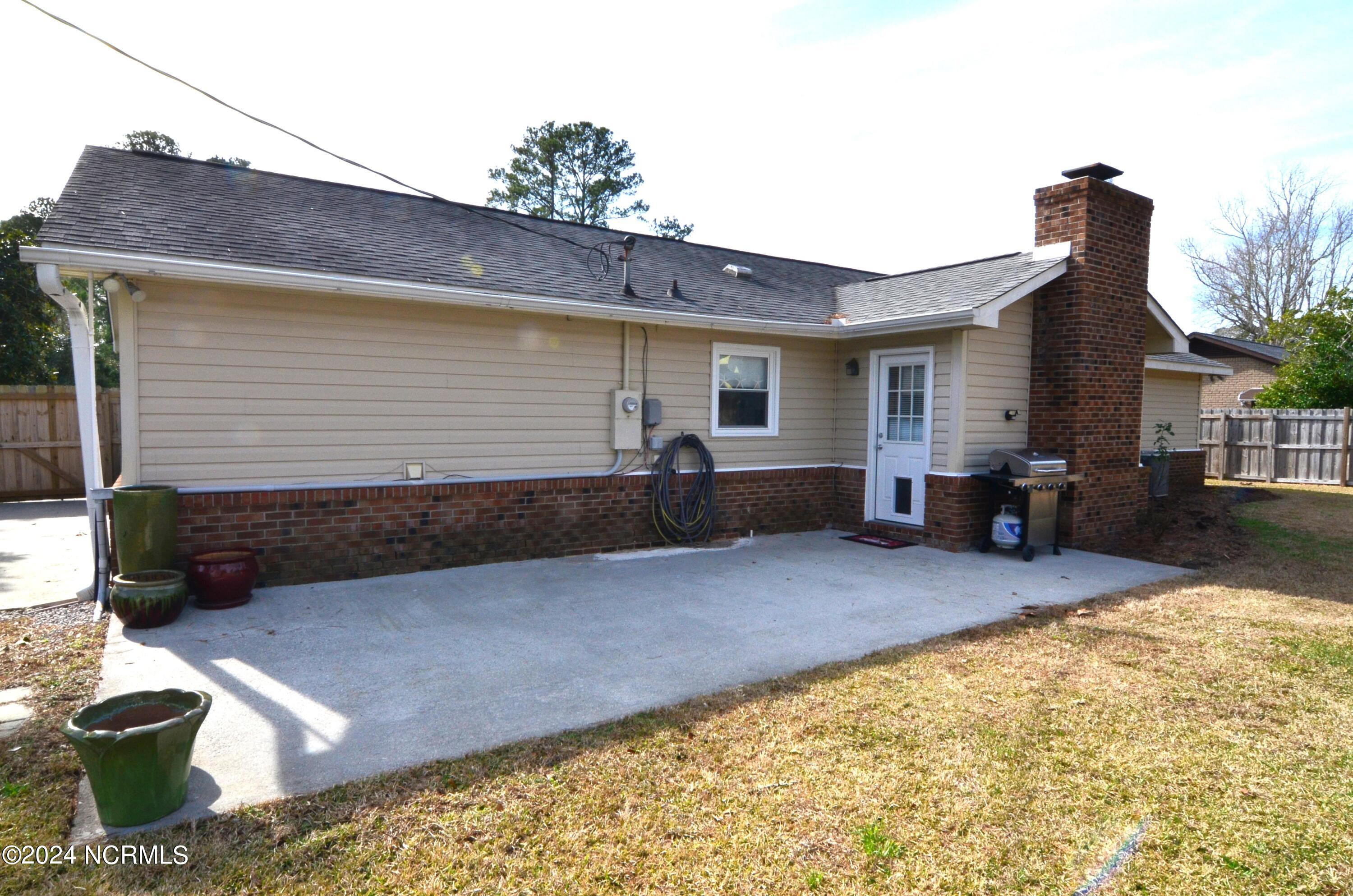 4513 Bramton Road Wilmington, NC 28405 - Photo 33 of 45 patio of of kitchen