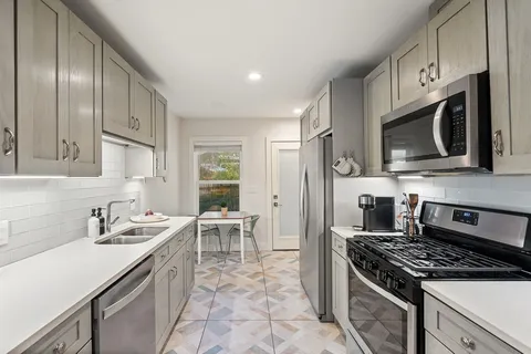 $500,000 | 2702 Crest Avenue, Unit 1, Austin, TX 78702