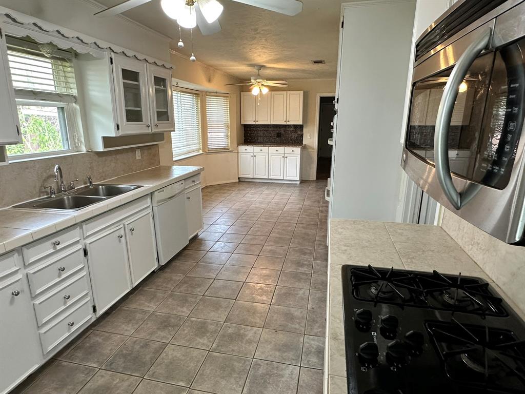 502 Spring Willow Drive Allen, TX 75002 - Photo 11 of 32