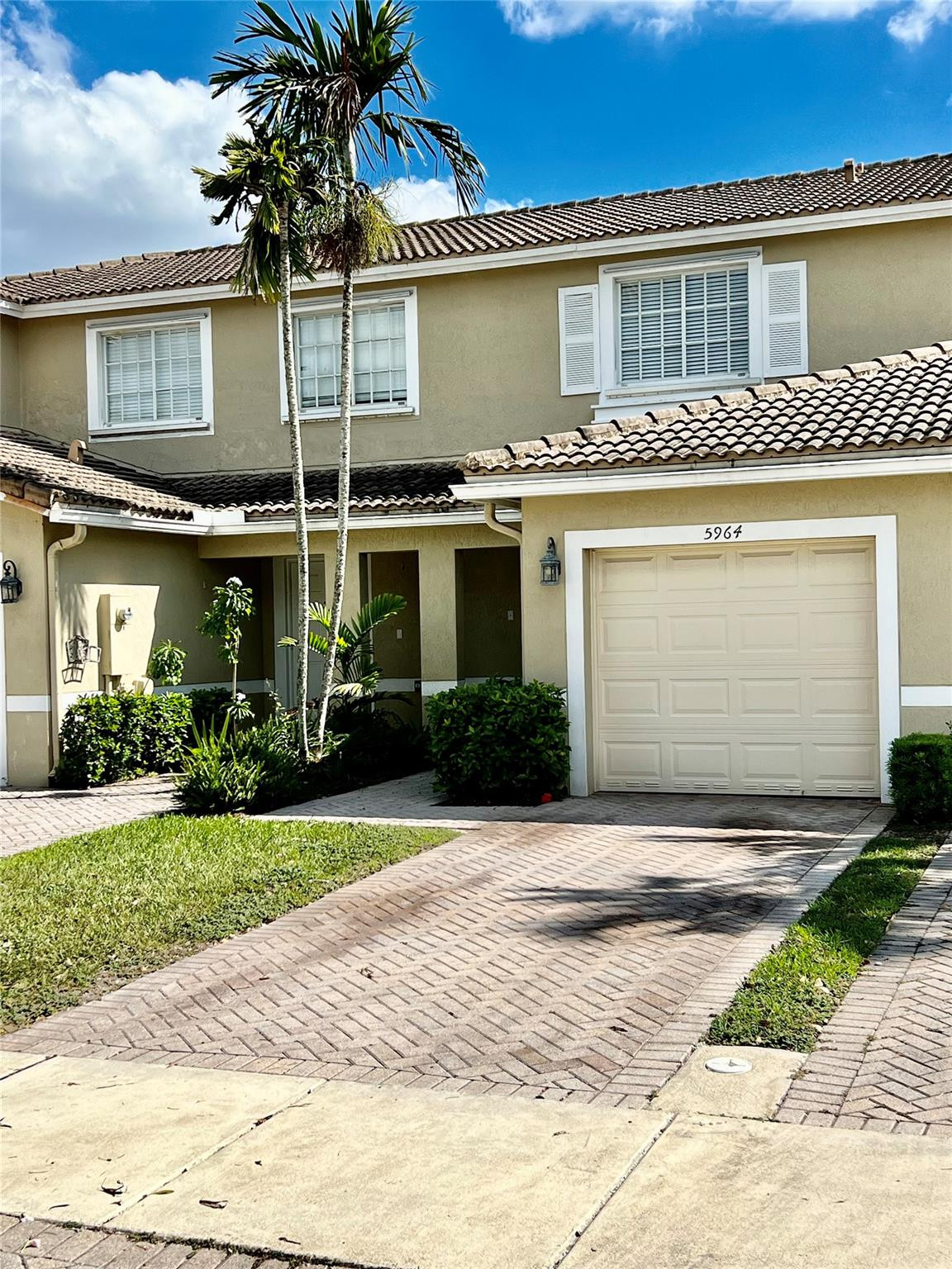 5964 Abbey Road, Unit 5964 Tamarac, FL 33321 - Photo 20 of 27 Photo 20