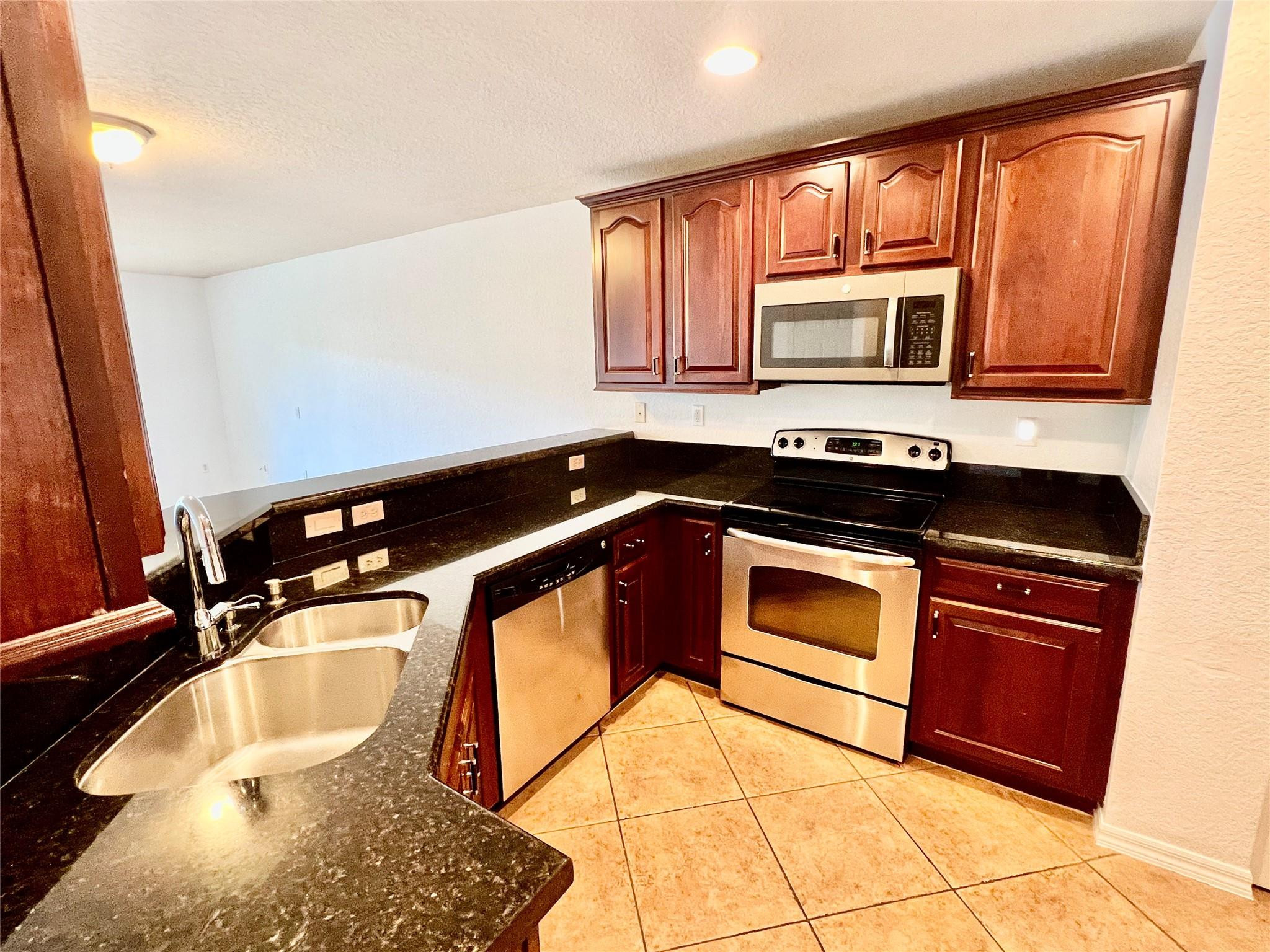 5964 Abbey Road, Unit 5964 Tamarac, FL 33321 - Photo 22 of 27 Photo 22