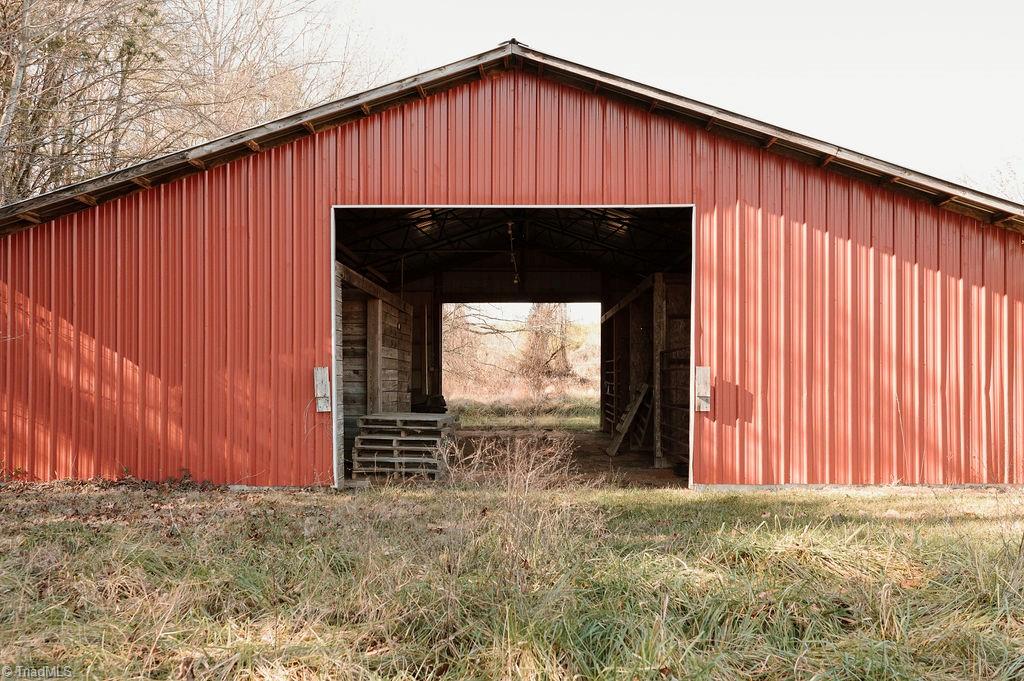 1055 Hamlin Ford Road Dobson, NC 27017 - Photo 4 of 28 Gallery Image 4