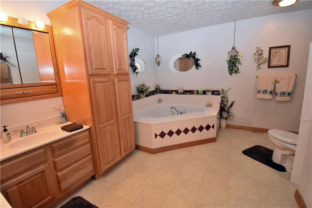 10424 West Baseline Road Paragon, IN 46166 - Photo 23 of 60