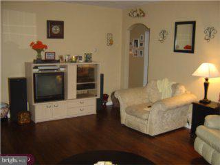 1528 Ashton Road Havertown, PA 19083 - Photo 2 of 6 Gallery Image 2