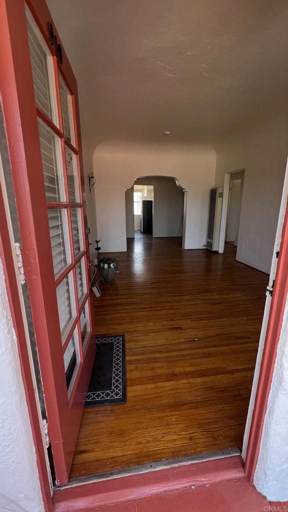 910 9th Street Coronado, CA 92118 - Photo 2 of 13
