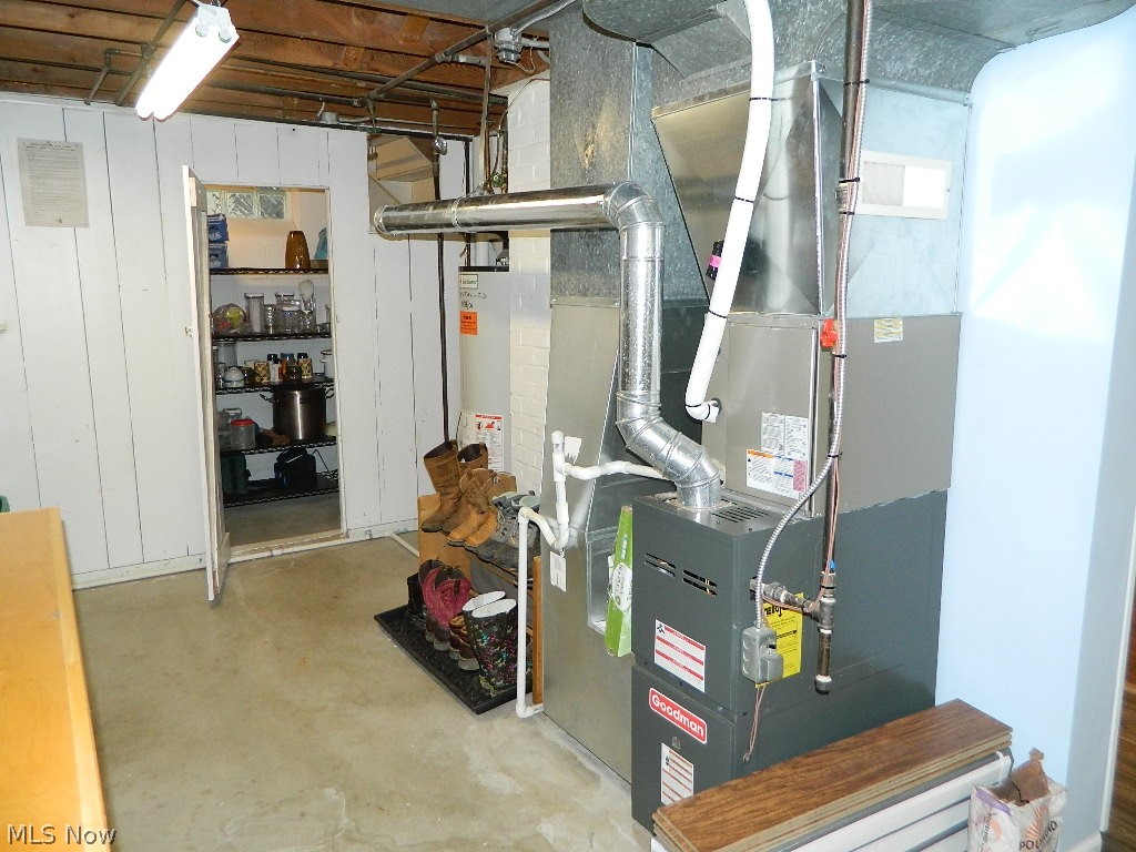 5684 Cherokee Road Cleveland, OH 44124 - Photo 20 of 34 Great Storage Room Too!