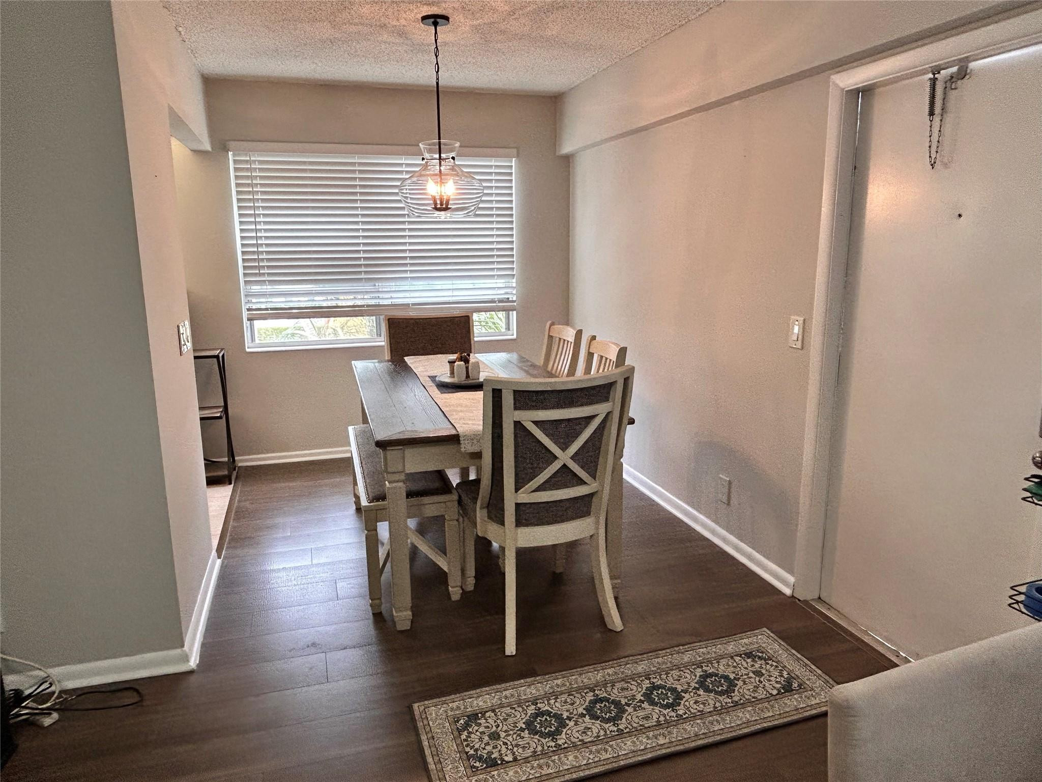 210 Fanshaw East, Unit 210 Boca Raton, FL 33434 - Photo 11 of 62 Large and Light