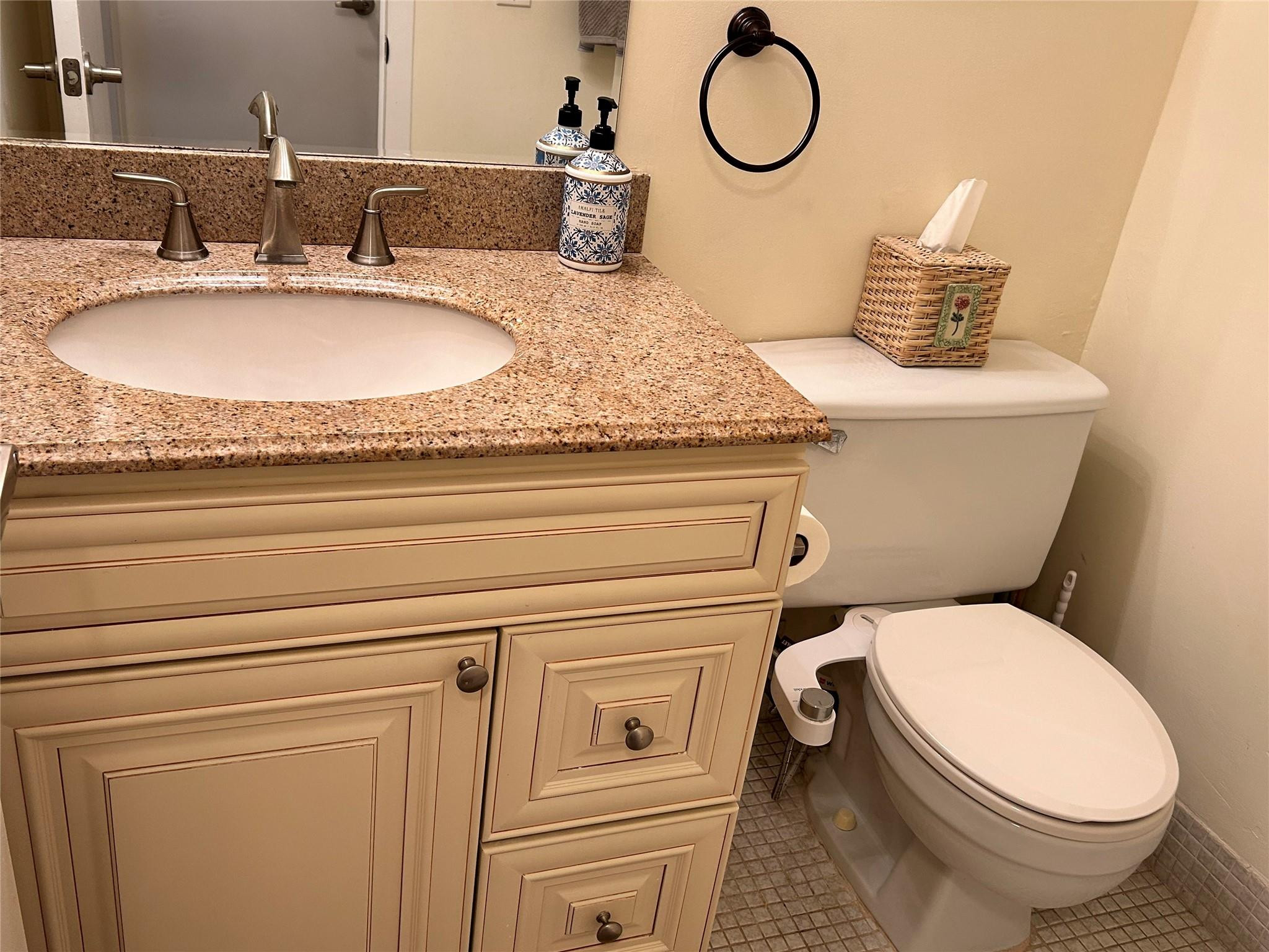 210 Fanshaw East, Unit 210 Boca Raton, FL 33434 - Photo 40 of 62 Power Room