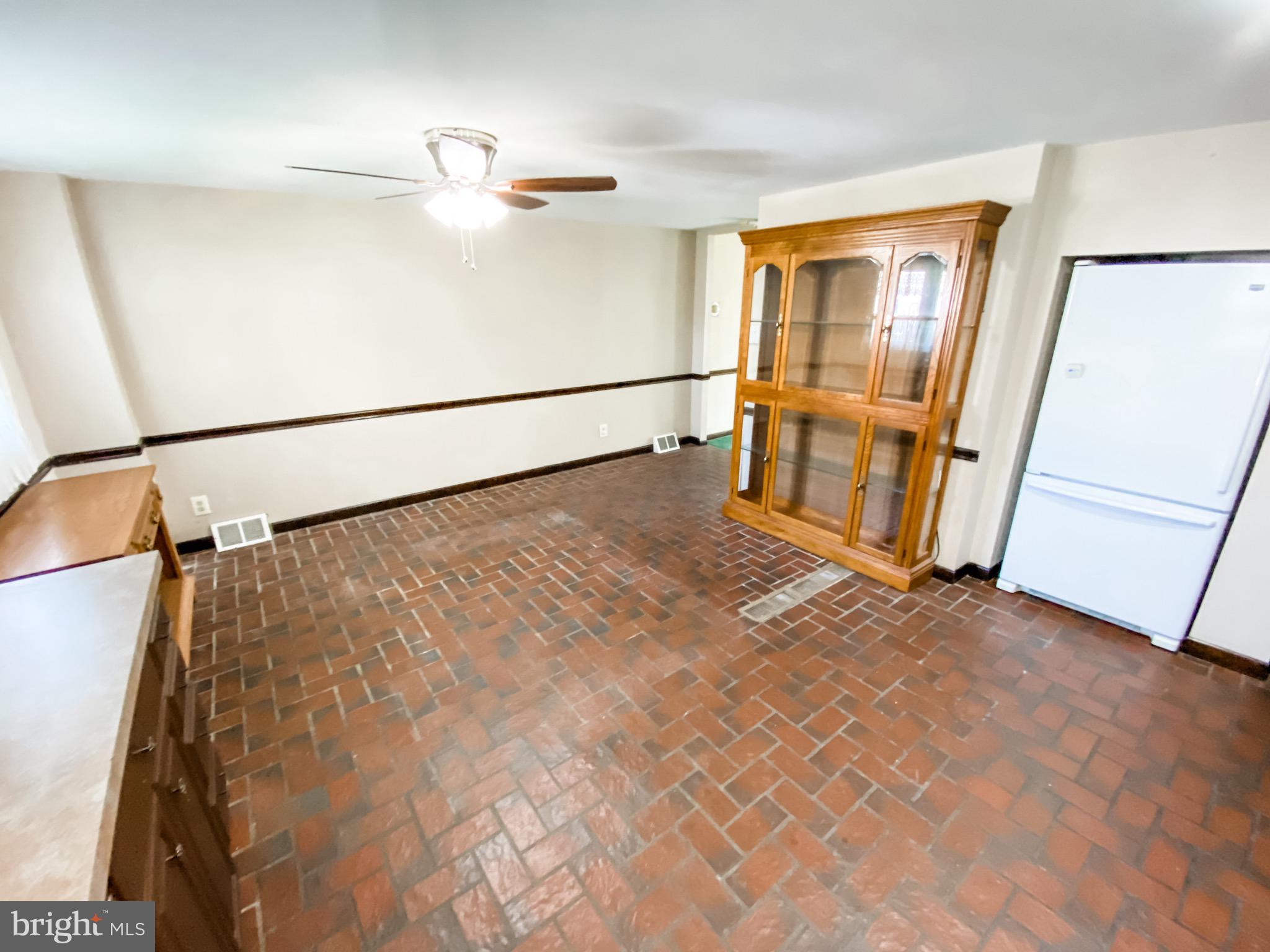 12602 Knights Road Philadelphia, PA 19154 - Photo 11 of 29 Gallery Image 11