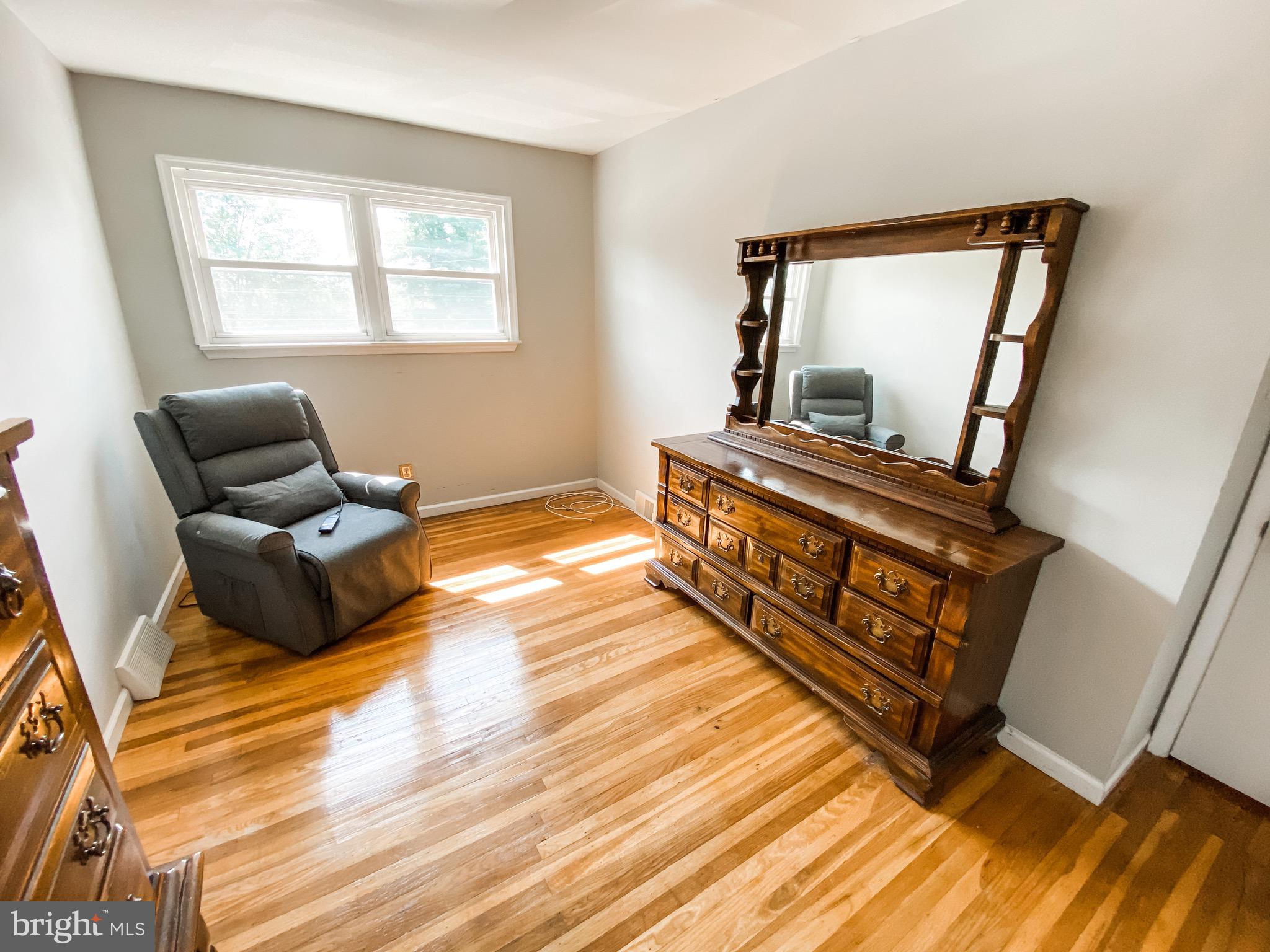 12602 Knights Road Philadelphia, PA 19154 - Photo 19 of 29 Gallery Image 19