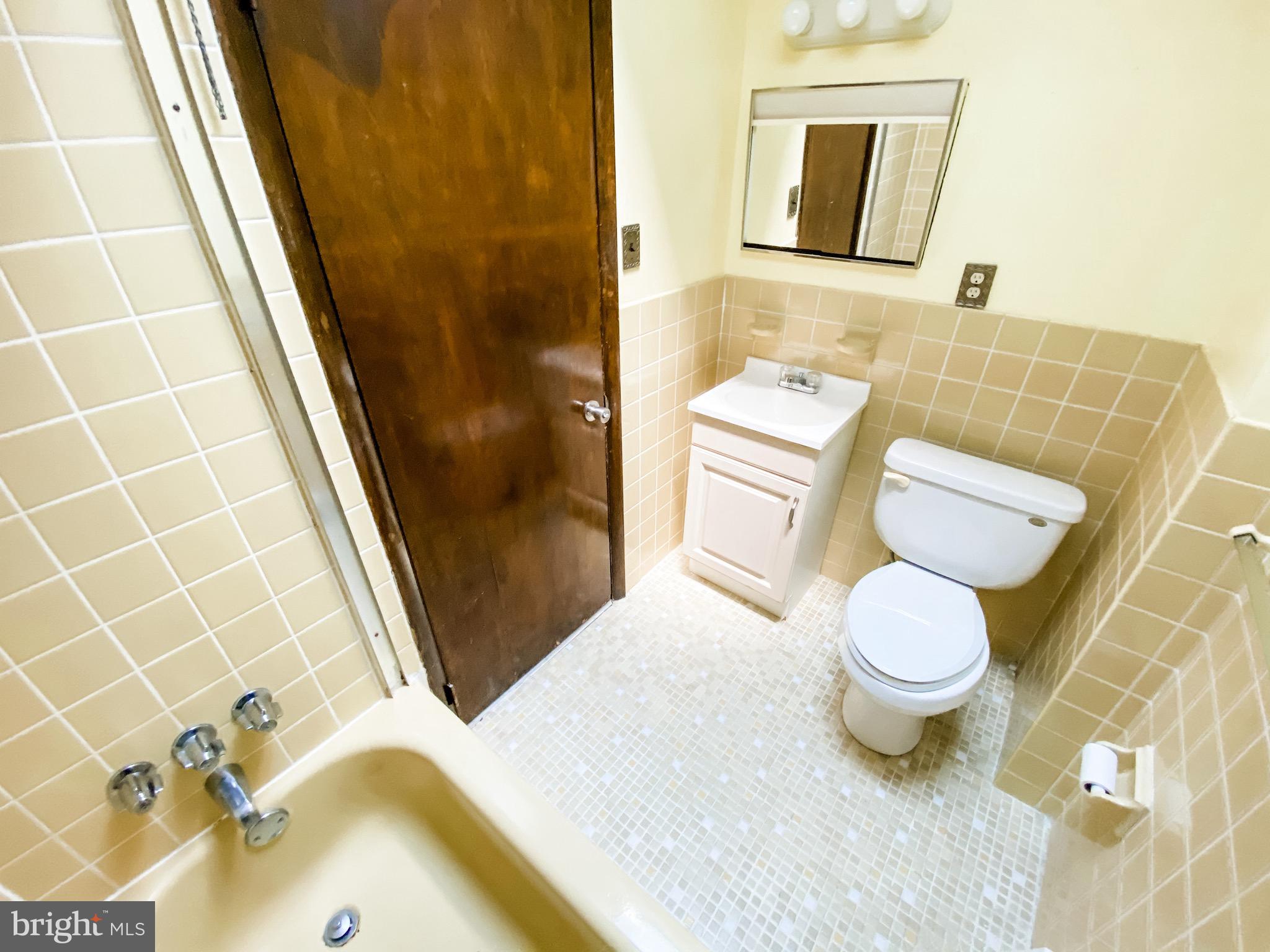 12602 Knights Road Philadelphia, PA 19154 - Photo 20 of 29 Gallery Image 20