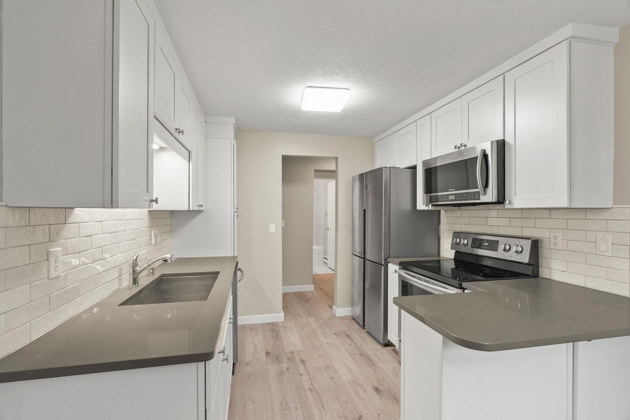 310 North Raymond Road, Unit D22 Spokane Valley, WA 99206 - Photo 12 of 25