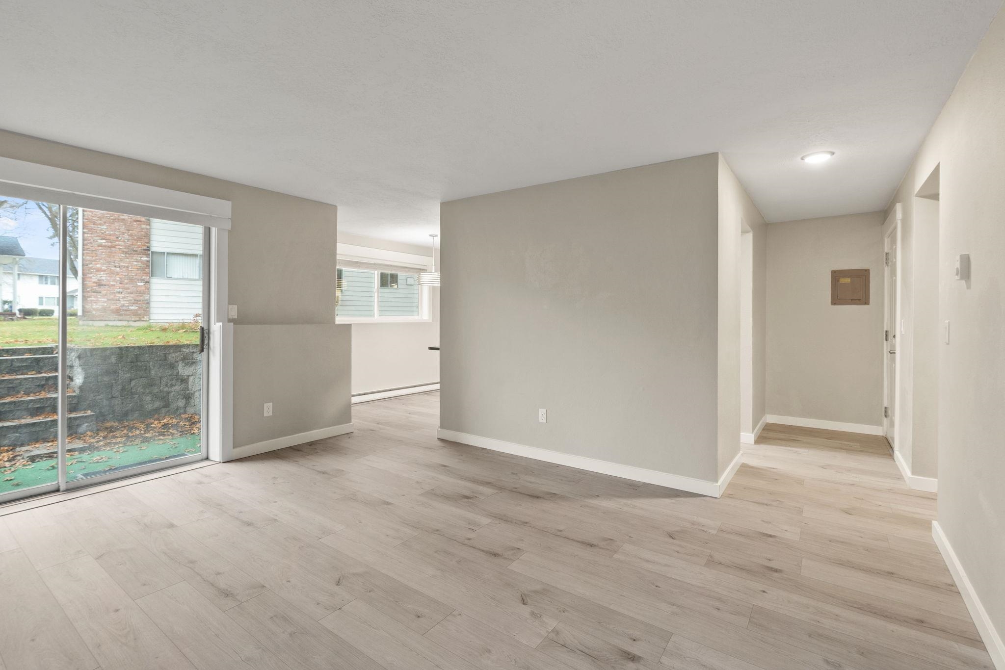 310 North Raymond Road, Unit D22 Spokane Valley, WA 99206 - Photo 5 of 25