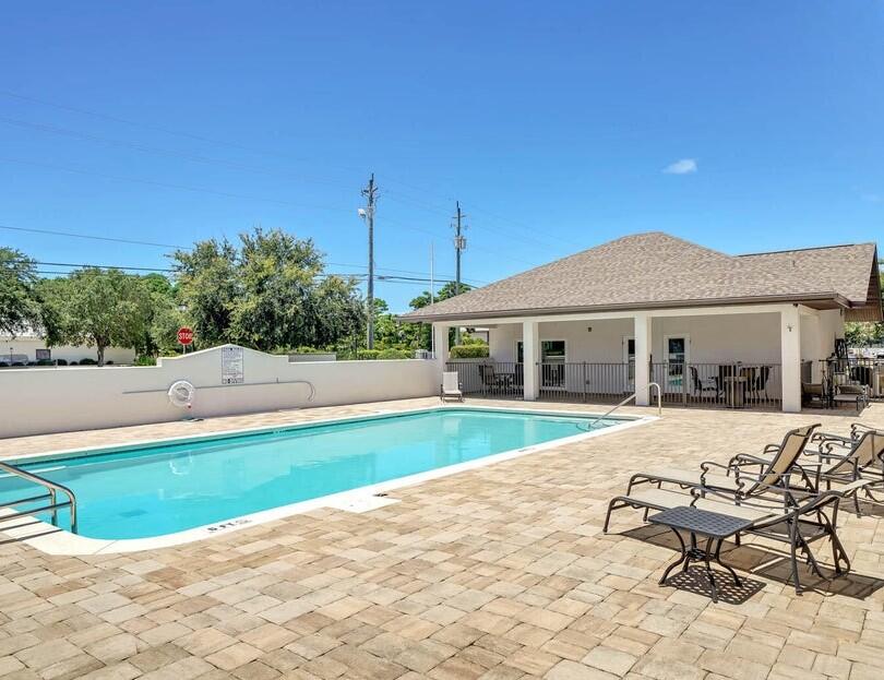 995 Airport Road, Unit 30 Destin, FL 32541 - Photo 19 of 20 pool 2-1