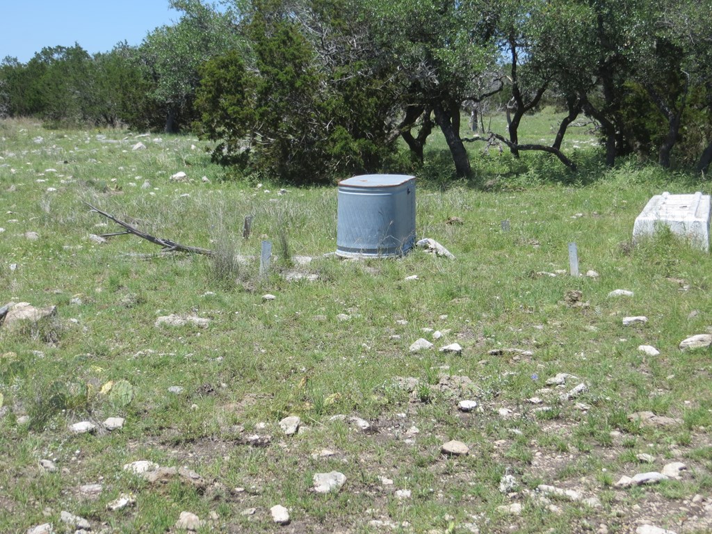24 Kc 24 Junction, TX 76849 - Photo 18 of 23 a view of a backyard