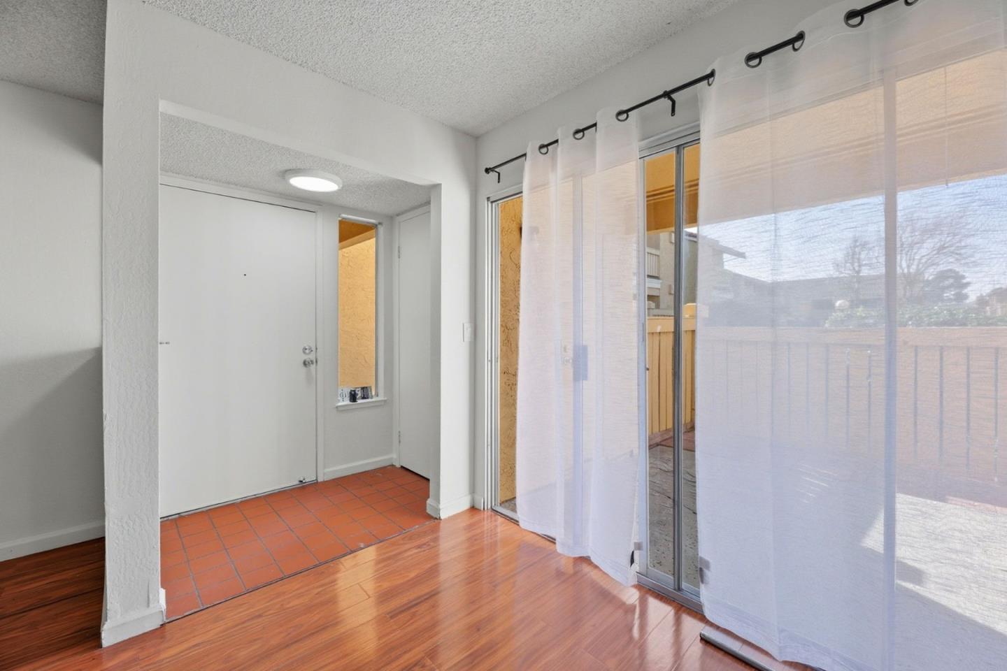 7 Las Moradas Circle San Pablo, CA 94806 - Photo 7 of 45