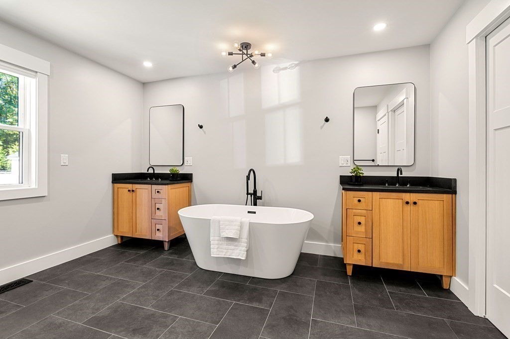 35 Lovers Lane Groton, MA 01450 - Photo 18 of 38