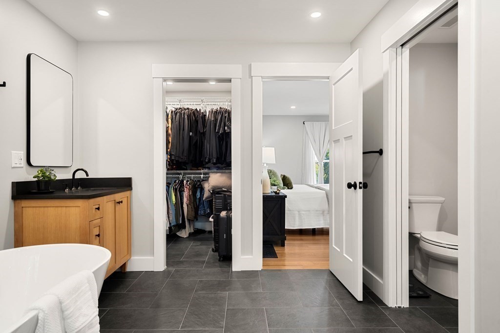 35 Lovers Lane Groton, MA 01450 - Photo 20 of 38