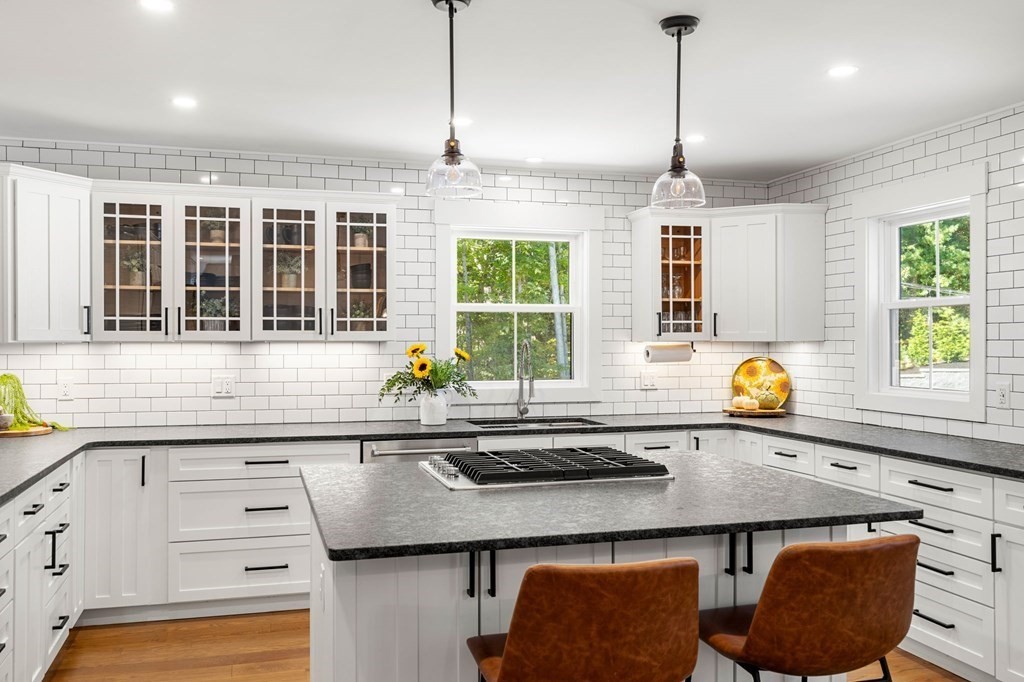 35 Lovers Lane Groton, MA 01450 - Photo 3 of 38