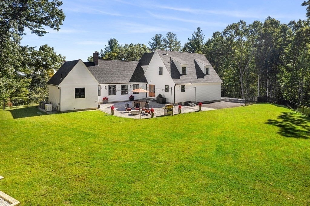 35 Lovers Lane Groton, MA 01450 - Photo 32 of 38