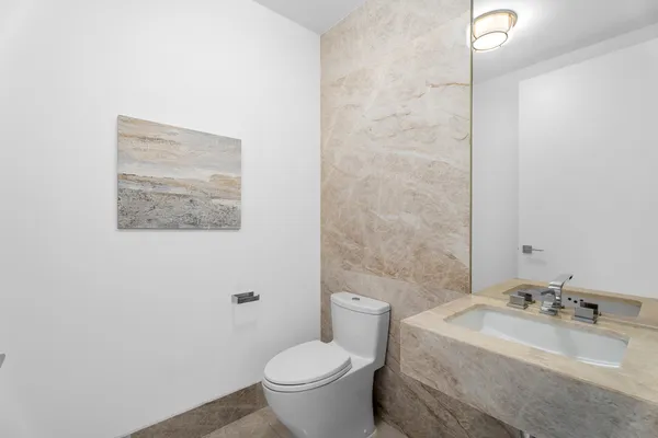 $17,900 | 15 Hudson Yards, Unit 38C | Hudson Yards