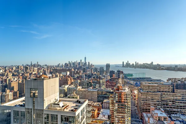 $17,900 | 15 Hudson Yards, Unit 38C | Hudson Yards