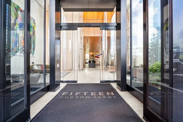 $17,900 | 15 Hudson Yards, Unit 38C | Hudson Yards