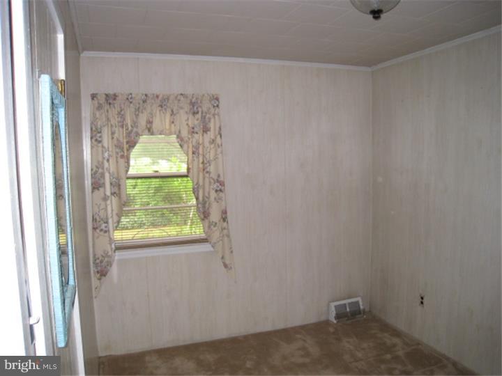16 Warwick Road Stratford, NJ 08084 - Photo 13 of 16