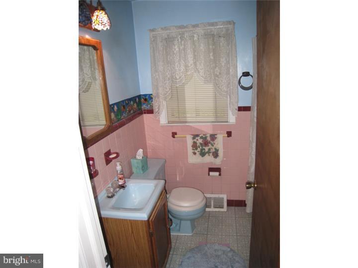 16 Warwick Road Stratford, NJ 08084 - Photo 14 of 16