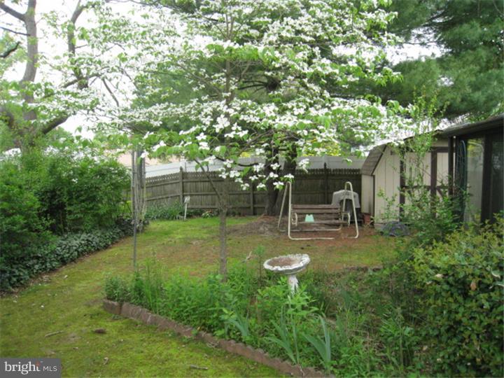 16 Warwick Road Stratford, NJ 08084 - Photo 15 of 16