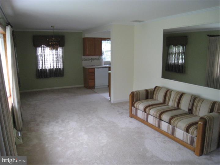 16 Warwick Road Stratford, NJ 08084 - Photo 5 of 16