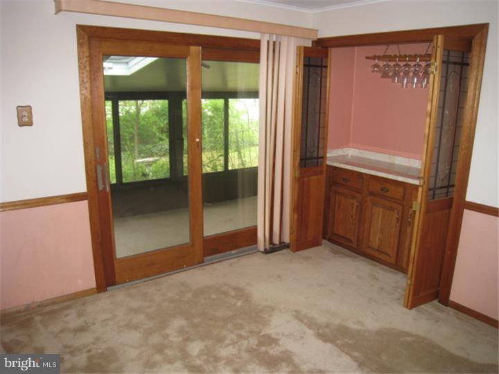 16 Warwick Road Stratford, NJ 08084 - Photo 8 of 16